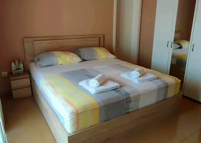 Karla * Rogoznica (Sibenik-Knin)