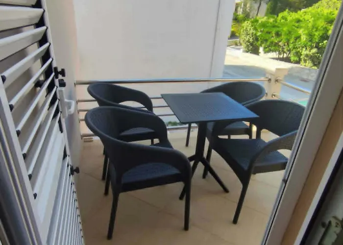 Karla * Rogoznica (Sibenik-Knin)